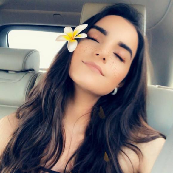 Meet your Posher, Raphaela - Picture 1 of 1